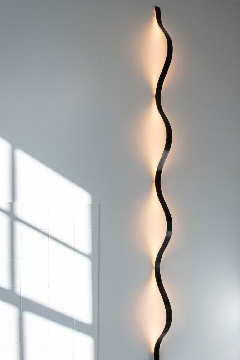 Sine Light by [ARRAY] Lighting